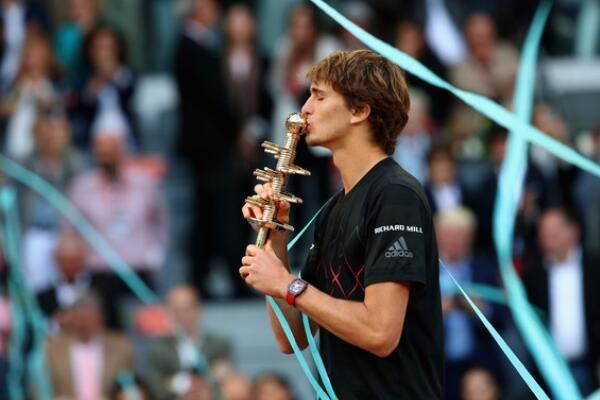 使他成为球 使他成为球